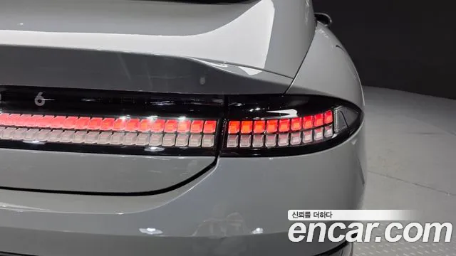 Hyundai Ioniq 6 — Фото автомобиля 8