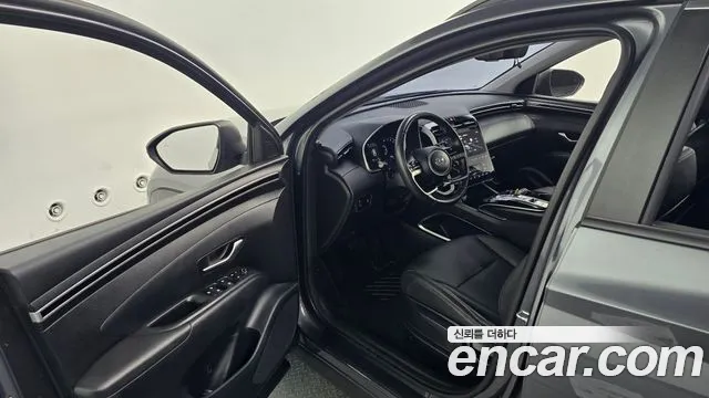 Hyundai Tucson Tucson (NX4) Бензин 1.6 турбо 2WD — Фото автомобиля 11