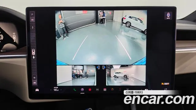 Tesla Model X — Фото автомобиля 15