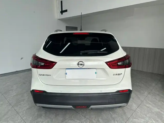 Nissan Qashqai — Фото автомобиля 5