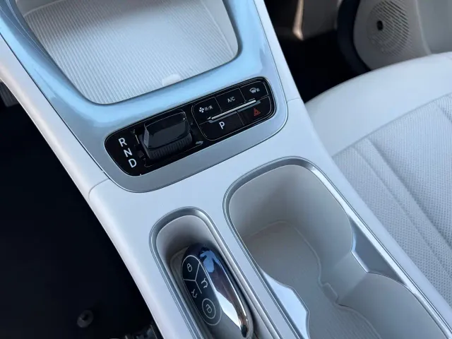 Geely Starry Wish — Фото автомобиля 17