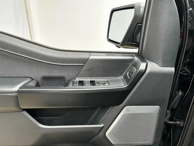 Ford F-150 Raptor — Фото автомобиля 5