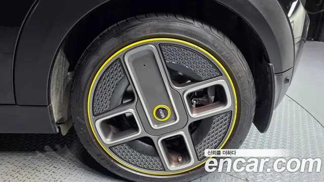 Mini Cooper — Фото автомобиля 19