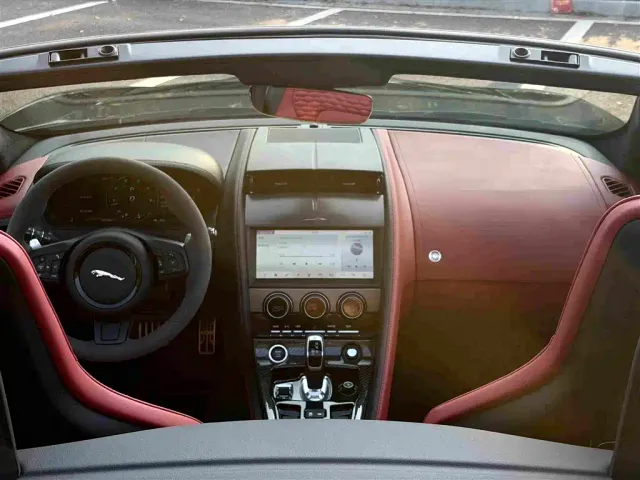 Jaguar F-Type — Фото автомобиля 17