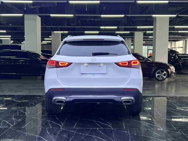Mercedes-Benz GLA-Class — Фото автомобиля 18