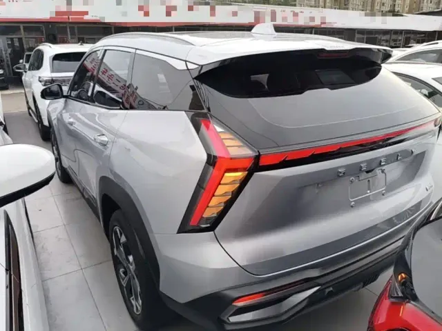 Geely Boyue L — Фото автомобиля 4