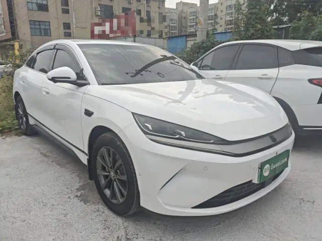 BYD Qin L — Фото автомобиля 3