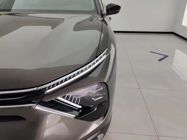Citroen C5 X — Фото автомобиля 5