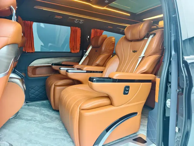 Rhein Auto Traveler — Фото автомобиля 18