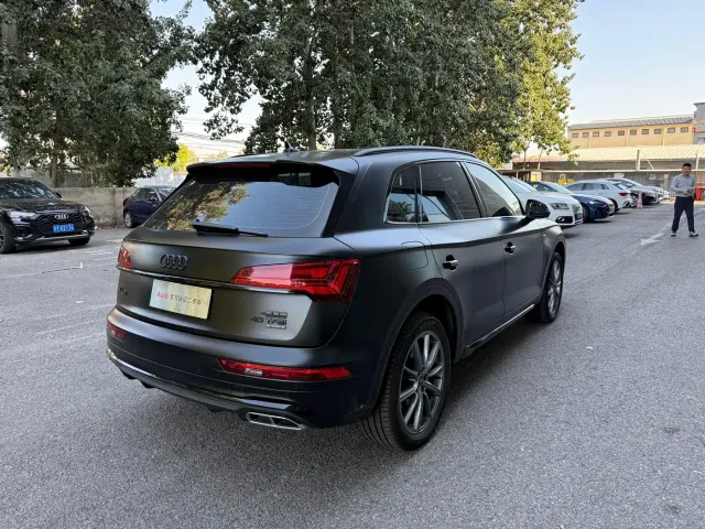 Audi Q5L — Фото автомобиля 12