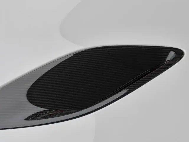 Xiaomi YU7 — Фото автомобиля 22