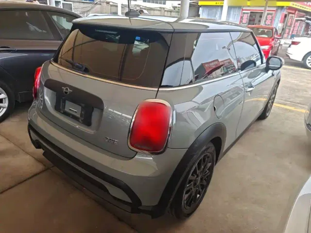 MINI Hatch — Фото автомобиля 6