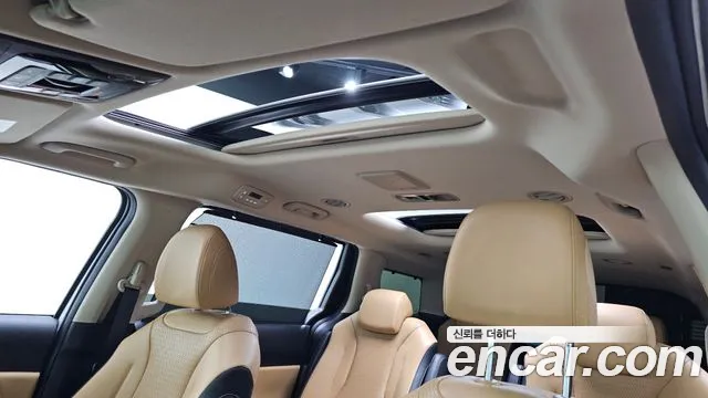 Kia Canival Carnival 4 поколение Бензин 9 мест Signature — Фото автомобиля 18