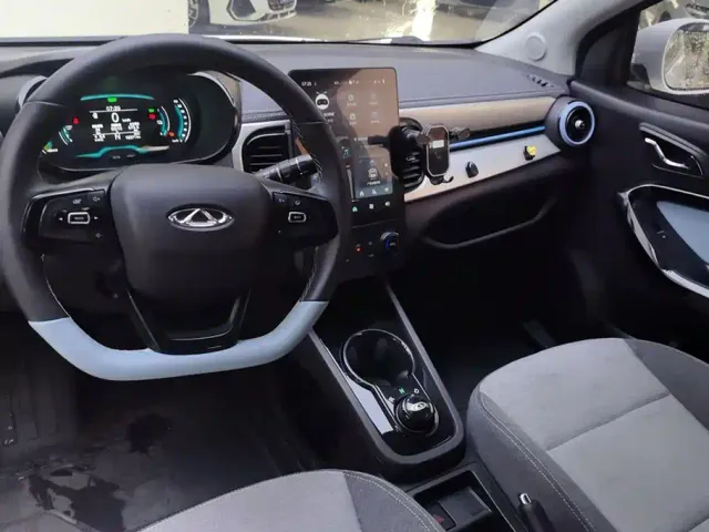 Chery eQ1 — Фото автомобиля 12