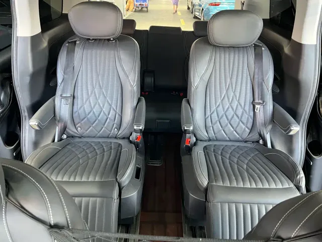 Maxus Dajia 9 — Фото автомобиля 10