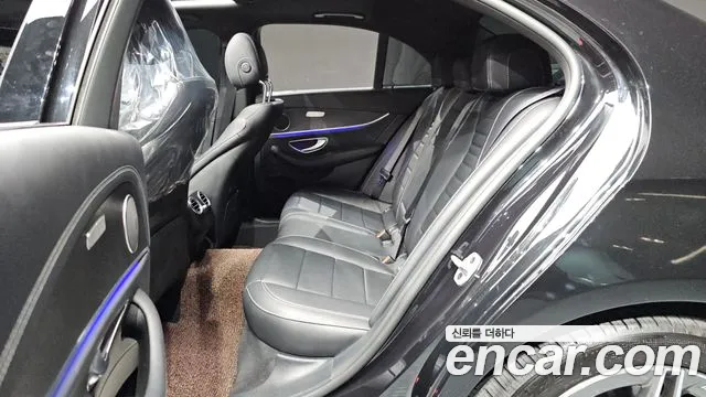 Mercedes-Benz E-Class W213 — Фото автомобиля 15