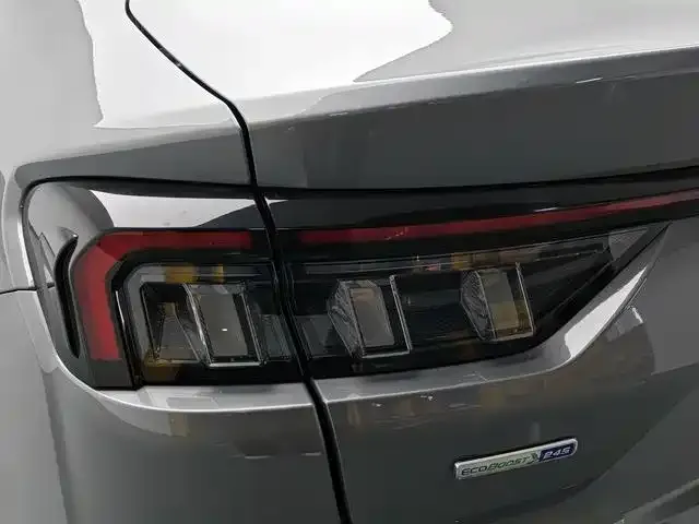 Ford Mondeo — Фото автомобиля 20