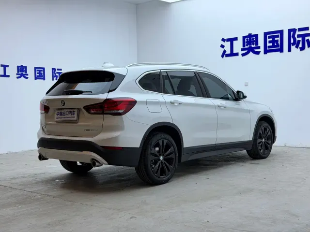 BMW BMW X1 2021 sDrive20Li Fashion — Фото автомобиля 19