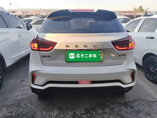 Geely Geometry EX3 Kung Fu Bull — Фото автомобиля 5