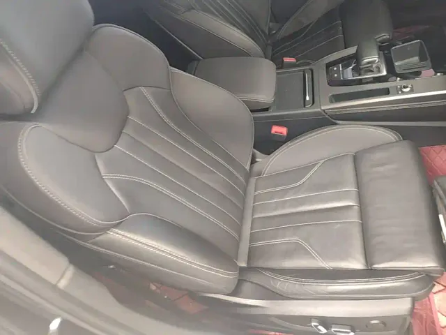 Audi Q5L — Фото автомобиля 24