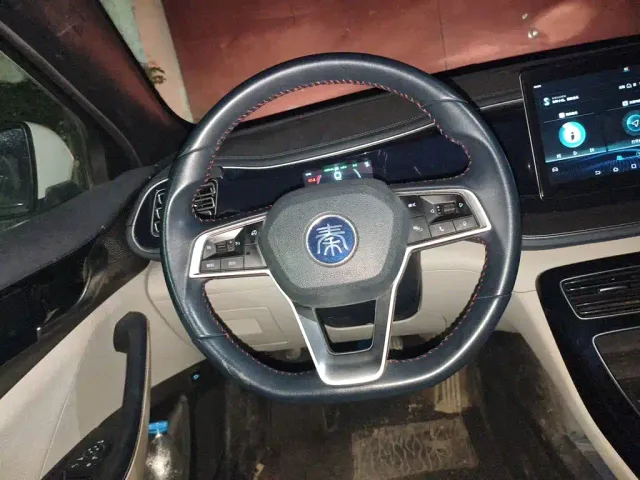 BYD Qin PLUS — Фото автомобиля 11