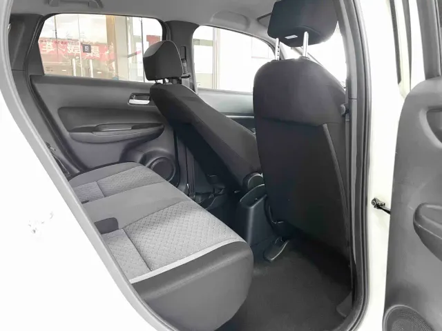 Honda Fit — Фото автомобиля 8