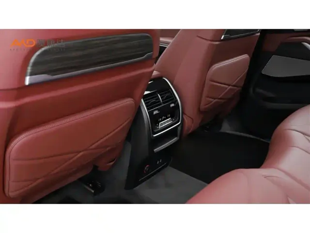 BMW X5 — Фото автомобиля 9
