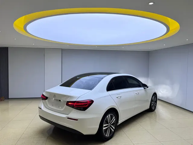Mercedes-Benz A-Class — Фото автомобиля 6