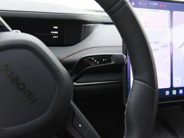 Xiaomi SU7 — Фото автомобиля 11