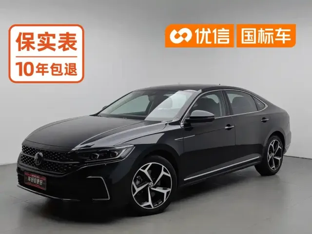 Фотография автомобиля — Volkswagen Passat