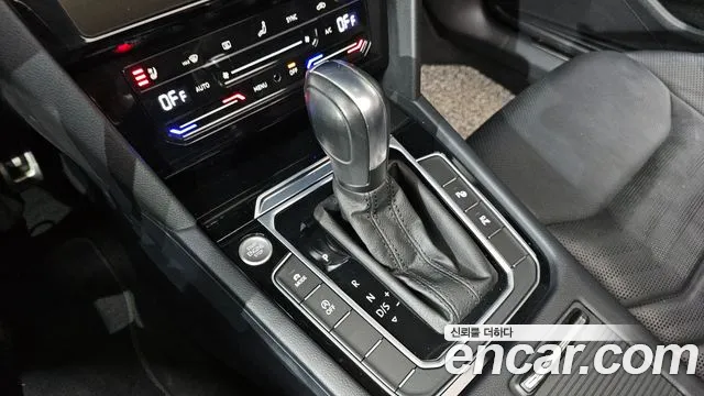 Volkswagen Arteon Arteon 2.0 TDI Prestige — Фото автомобиля 9