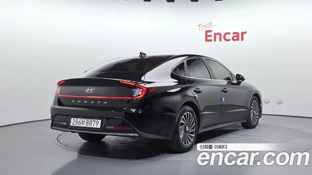 Hyundai Sonata — Фото автомобиля 2