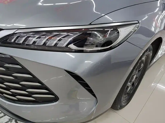 BYD Qin PLUS — Фото автомобиля 23