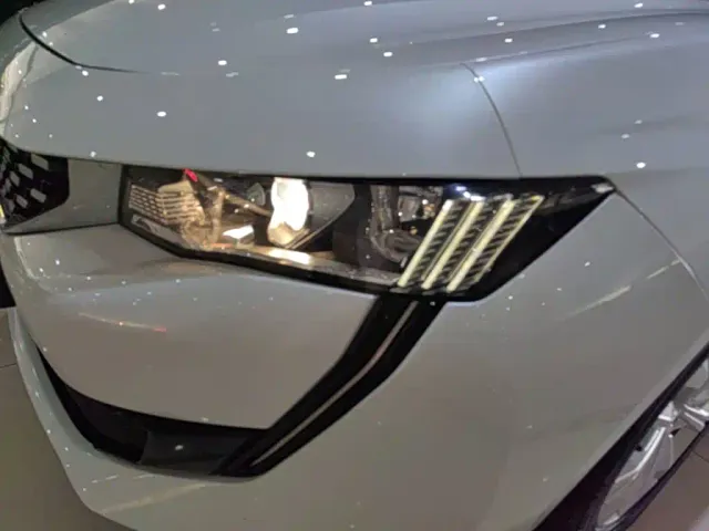 Peugeot 508 — Фото автомобиля 23