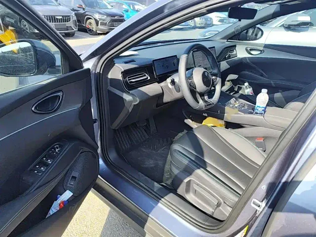 BYD Seal 06 — Фото автомобиля 15