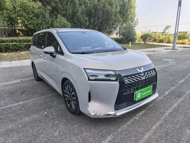 Wuling Starlight 730 — Фото автомобиля 3