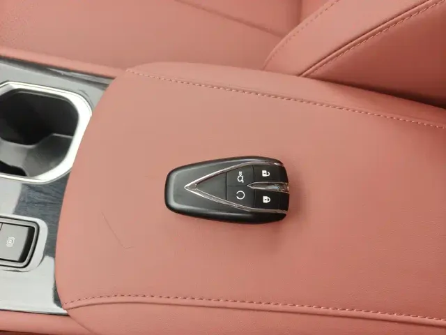 Changan CS75 — Фото автомобиля 8