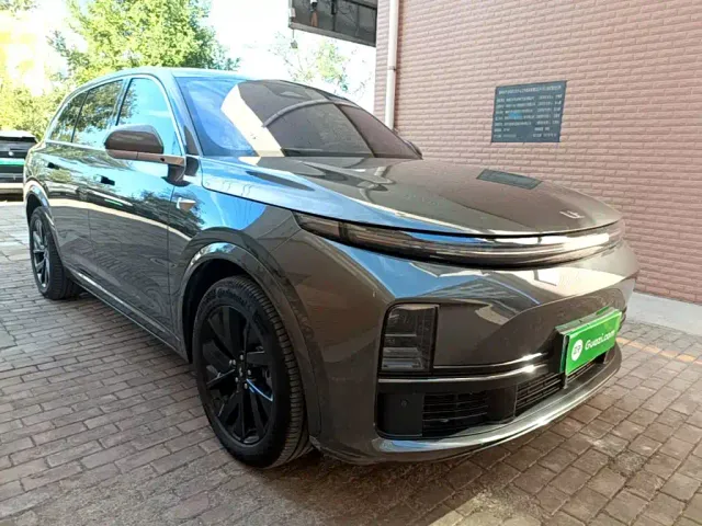 Li Auto L7 — Фото автомобиля 3
