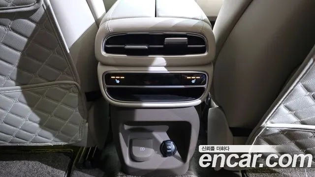 Genesis GV80 2.5T Бензин AWD — Фото автомобиля 29