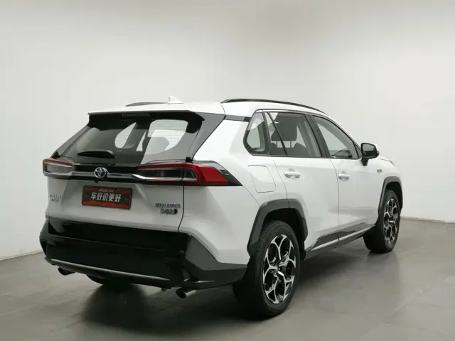 Toyota Wildlander — Фото автомобиля 2
