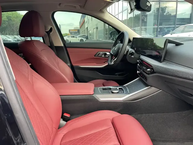 BMW 3 Series — Фото автомобиля 16