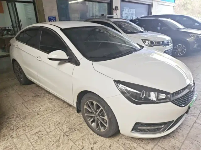 Chery Arrizo 5 — Фото автомобиля 3