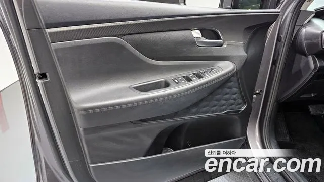 Hyundai Santa Fe New — Фото автомобиля 24