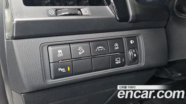 KG_Mobility_Ssangyong Rexton Новый Rexton Sport Khan Дизель 2.2 4WD — Фото автомобиля 13