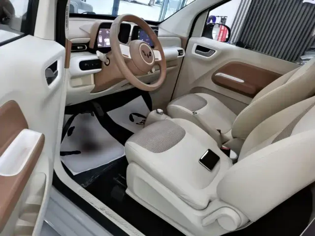 Wuling Hongguang Mini EV — Фото автомобиля 15