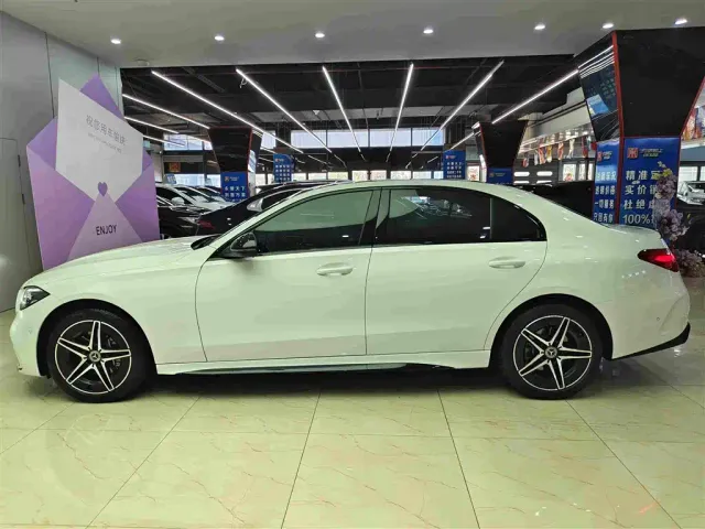 Mercedes-Benz C-Class — Фото автомобиля 7