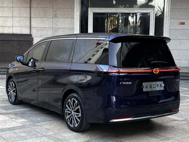 GAC Trumpchi E8 — Фото автомобиля 19