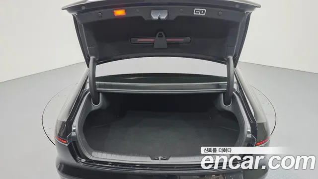 Hyundai Grandeur GN7 — Фото автомобиля 20