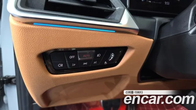 BMW 3-Series 3 серия (G20) 320i M Sport — Фото автомобиля 18