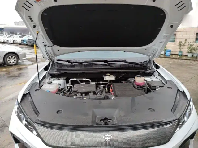 BYD Song Pro — Фото автомобиля 19